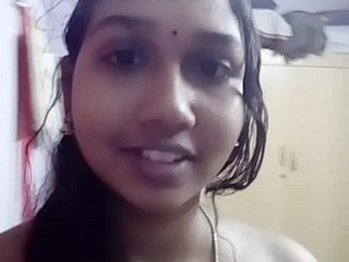 Napalona Tamil girl pokazano jej chłopakiem
