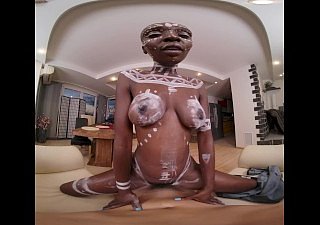 VRConk Geile afrikanische Prinzessin liebt es, weiße Jungs prevalent VR-Pornos zu ficken