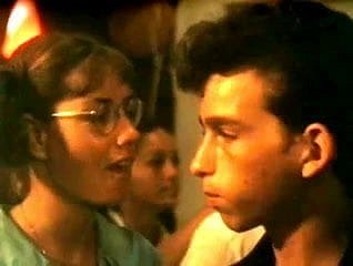 Israeli Sexual intercourse Comedy-Eskimo Limon (1978) Eis am Stiel